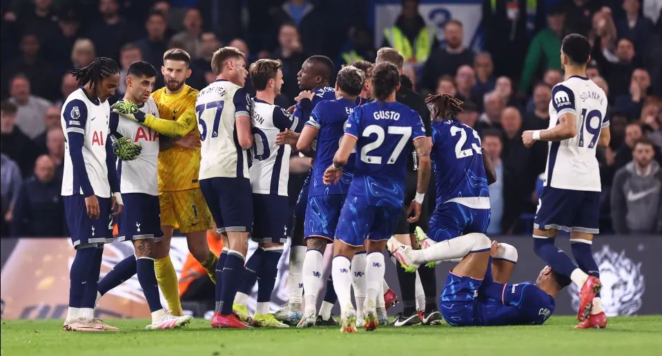 Tottenham rrezikon rënien, trajneri De Zerbi kërkon psikolog