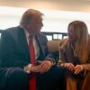 Trump “nxjerr” sekretin: Më luti të bëja foto me të. Përgjigjet shpejt Meloni