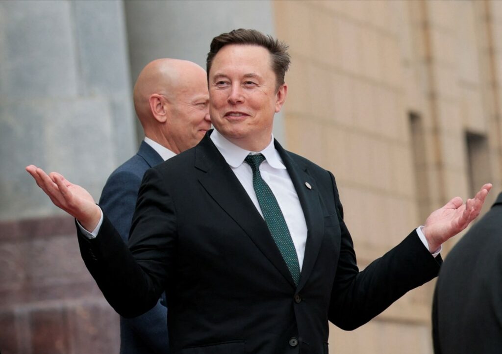 Gati të bëhet trilioner, Musk mund të bashkojë Tesla-n me SpaceX