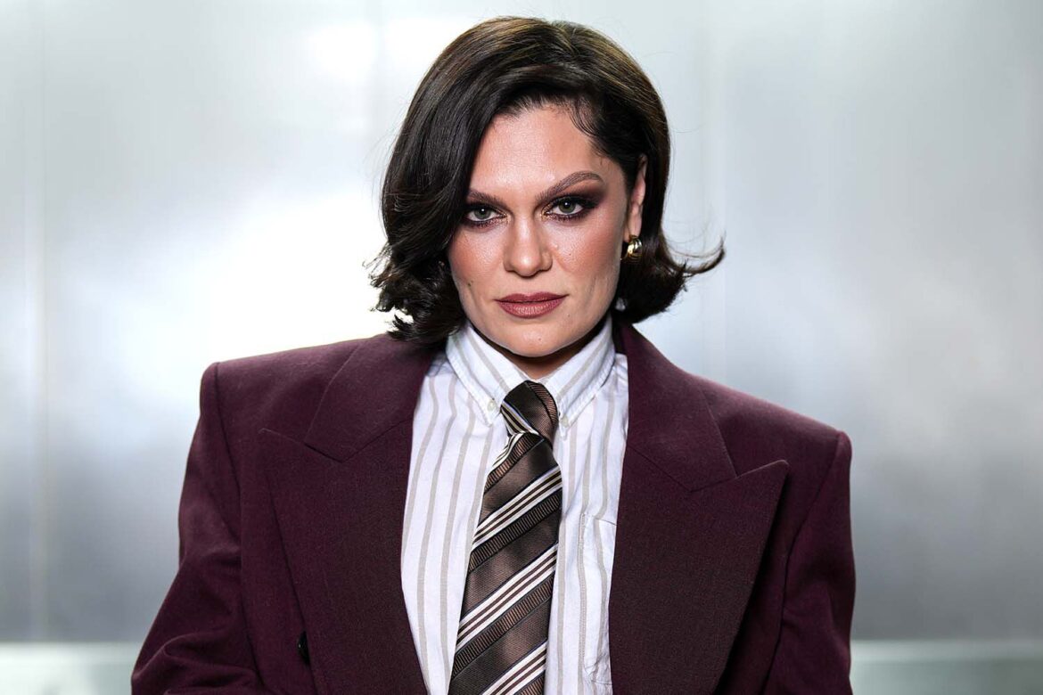 Jessie J konfirmon ndarjen nga partneri pas pesë vitesh: Do të vazhdojmë të rrisim djalin tonë së bashku