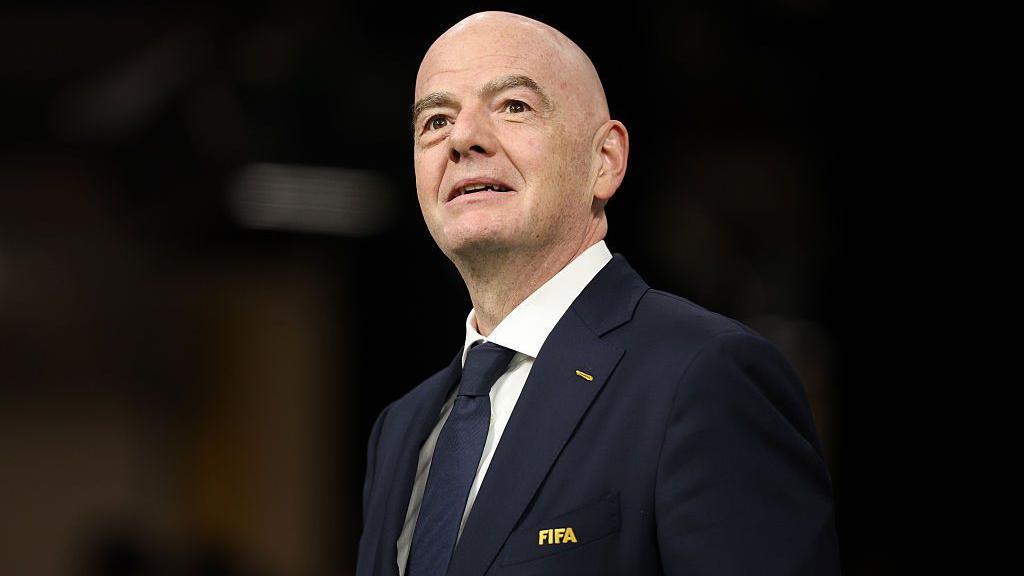 Infantino nën akuza të reja