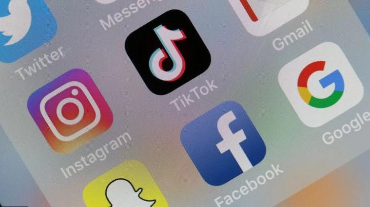 Norvegjia ndalon aksesin në TikTok, Snapchat dhe Roblox për të miturit nën 16 vjeç